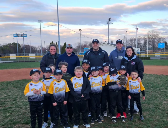 Ob-Co’s Donuts is proud to support Toms River East Little League! We’re honored to cheer on the young athletes in our community and be a part of their journey. Wishing all the players, coaches, and families a fantastic season ahead! Play hard, have fun, and enjoy some donuts along the way!

Lets go Lugnuts!!!

#trell #tomsrivereastlittleleague #littleleague #baseball #homerun #community #commitychoiceawards #bestofthebest  #tomsriverlocal #tomsrivernj #donutlife #freshdaily #yummyfood  #sogood #oceancounty  #oceancountynj #jersey #jerseyshore #fresh #foodies  #donuts #doordash #grubhub #ubereats #popular #opendaily  #eatlocal 

@trellbaseball