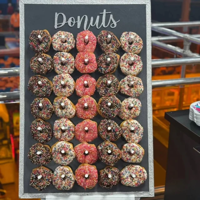 Support a Local Young Entrepreneur!
We’re excited to introduce Susie, a talented local business owner who’s teamed up with Ob-Co’s Donuts! She’s now offering her Donut Board for rent—perfect for birthdays, showers, and any celebration. 🎉🍩
Interested in adding a sweet touch to your next event? Reach out for more info!